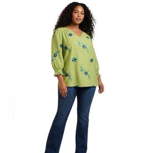KINDRED Embroidered Floral Green Blouse  Size: 2X